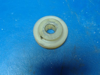 25048-02 Piper - PULLEY - Stabilator trim crank (Plastic)